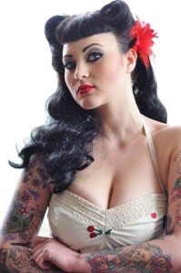 Pin up hairstyles: Black Magic