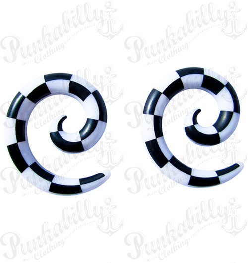 White & Black Checked Spiral Taper